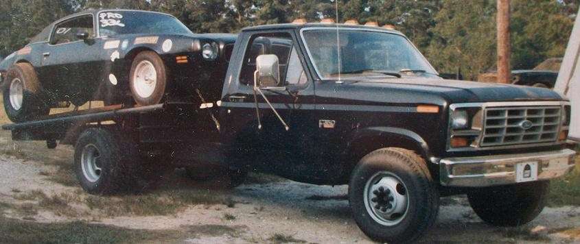 Attached picture New Ford Hauler 300 Six.JPG